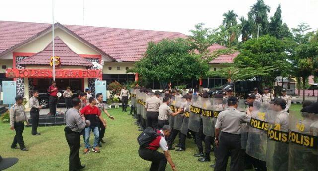 Jelang Pilkada, Polres Muara Enim Gelar Simulasi Dalmas