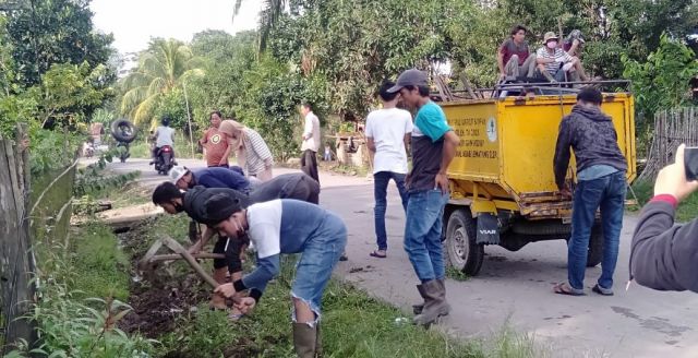 Ajak Masyarakat Jaga Kebersihan, Para Pemuda Purun Gelar Gotong Royong